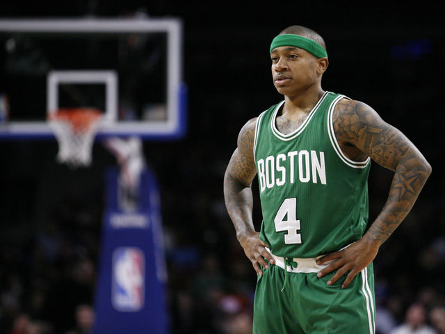 VIDEO: Isaiah Thomas rejects Trevor Ariza's dunk in Seattle-Drew game