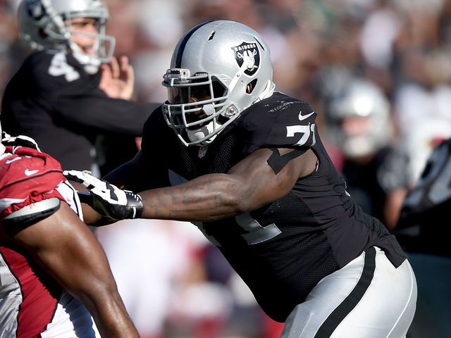 Report: Broncos address O-line by signing Menelik Watson