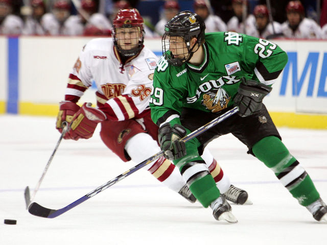 VIDEO: Former UND standout Colby Genoway drops dazzling move in KHL shootout