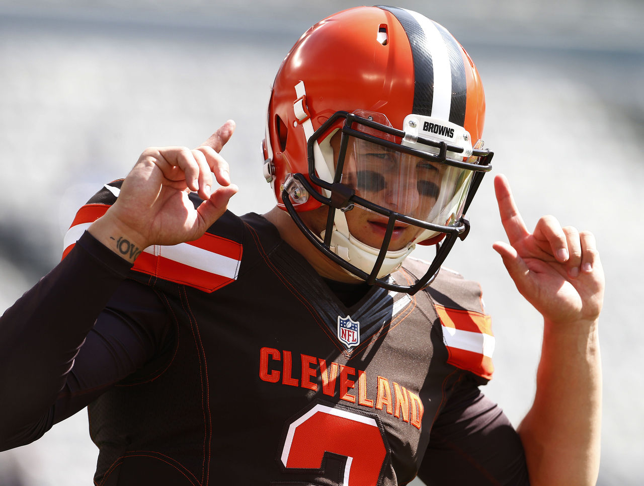 Look: Fan creates Browns QB-themed advent calendar