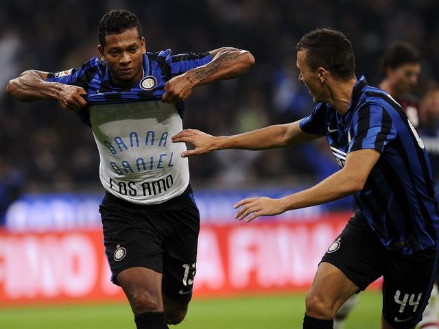 Shanghai Shenhua confirms signing of Fredy Guarin from Inter Milan