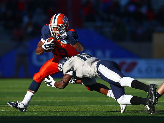 UTEP's Aaron Jones out for season with ankle injury