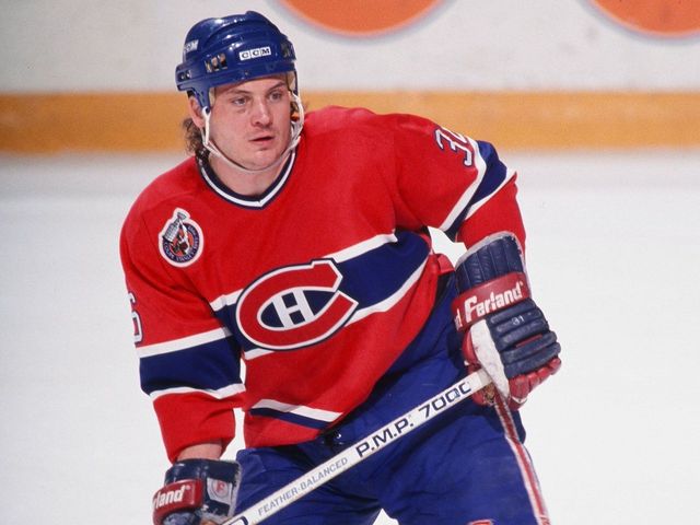 Researchers hoping to examine former NHLer Todd Ewen's brain
