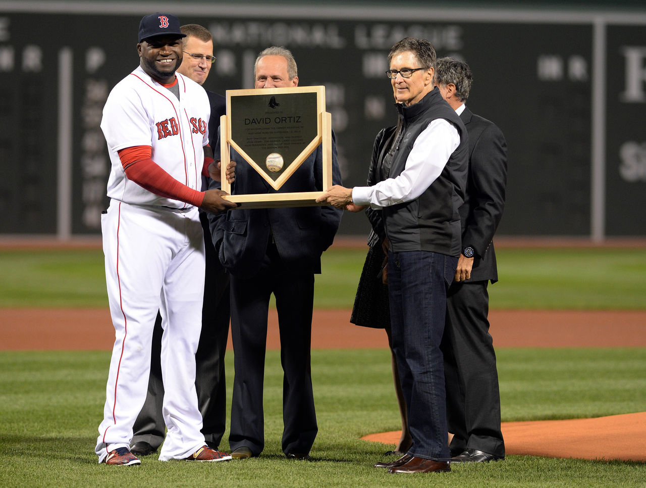 Fenway fans get their chance to honor David Ortiz before Red Sox