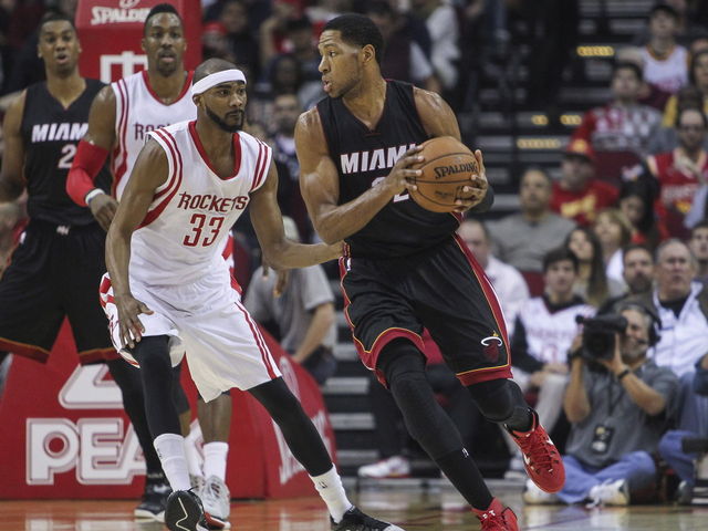 Danny Granger not with Pistons yet, rehabbing foot injury in Phoenix