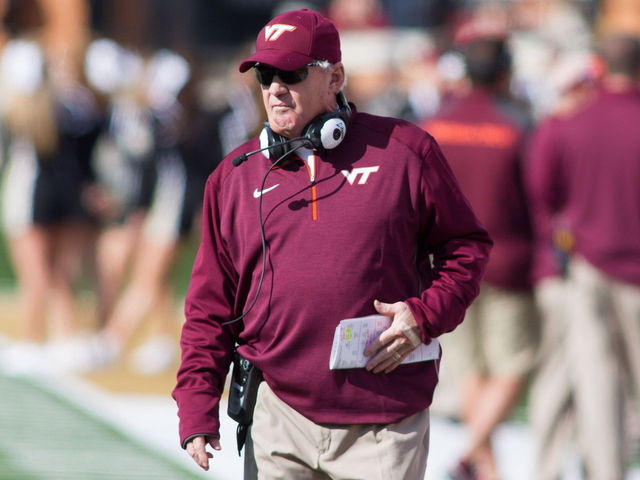 Virginia Tech head coach Frank Beamer to retire at end of season