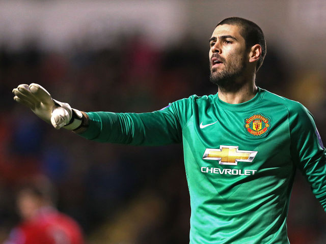 Report: Manchester United open to cancelling Victor Valdes' contract