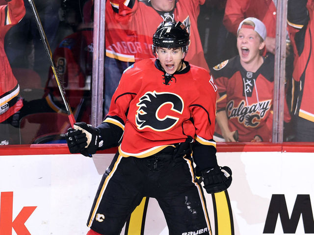 Avalanche sign Colborne to 2-year deal, Tyutin to 1-year contract