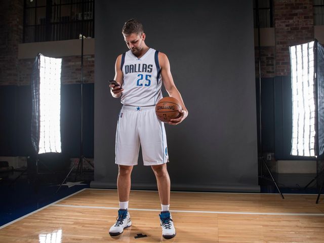 Chandler Parsons may sit out entire preseason