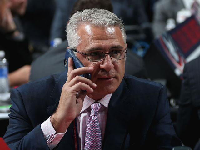 Hurricanes extend GM Ron Francis through 2018-19