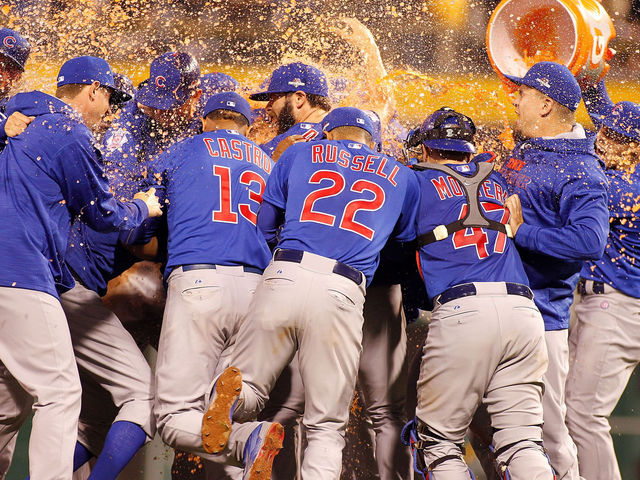 Arrieta dominates Pirates, propels Cubs to NLDS
