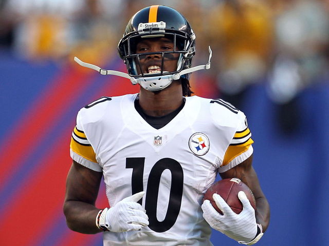 Bryant says he's 'happy to be a Steeler' after reported trade request