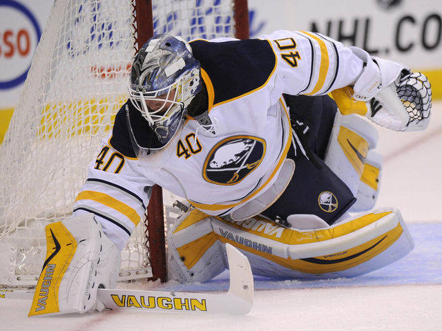 Report: Red Wings meet with Lehner | theScore