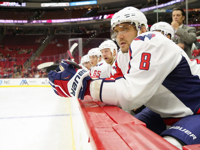 PHOTO: Even Alex Ovechkin is apparently playing Powerball