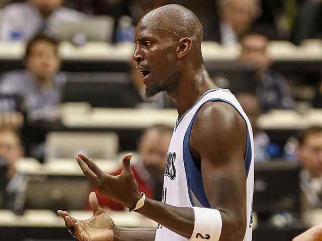 Timberwolves rest Kevin Garnett vs. Hornets