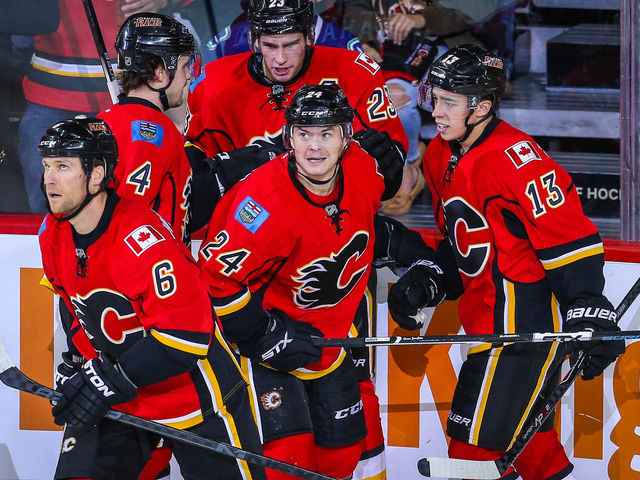 VIDEO: Flames' tic-tac-toe party continues vs. Blues