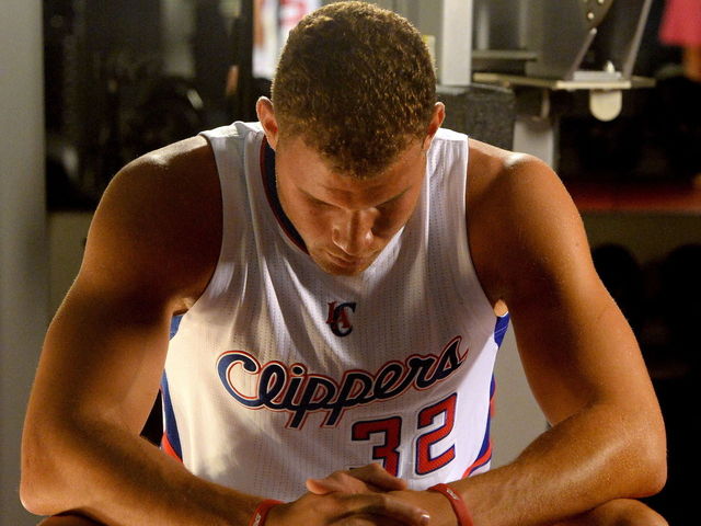 VIDEO: Blake Griffin trains with New York City handball legend