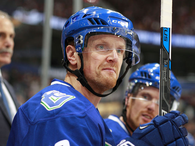 Daniel Sedin embarrassed by lack of effort from some Canucks