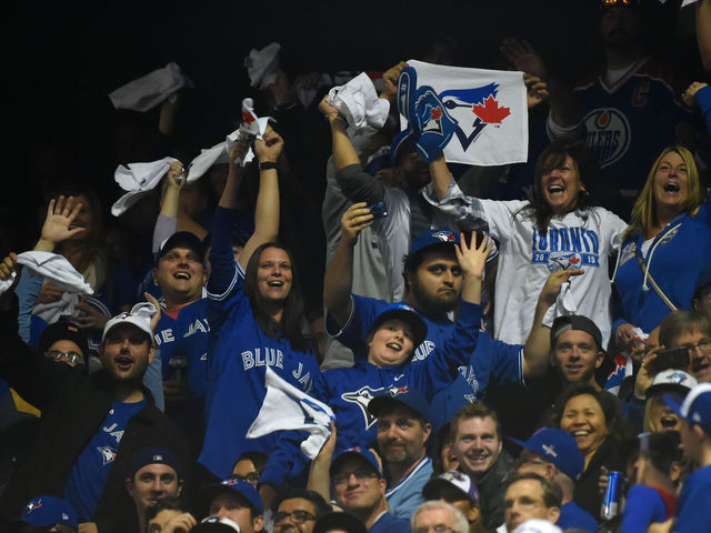 PHOTO: Sad Blue Jays fan sports full face paint at Rogers Centre | theScore.com