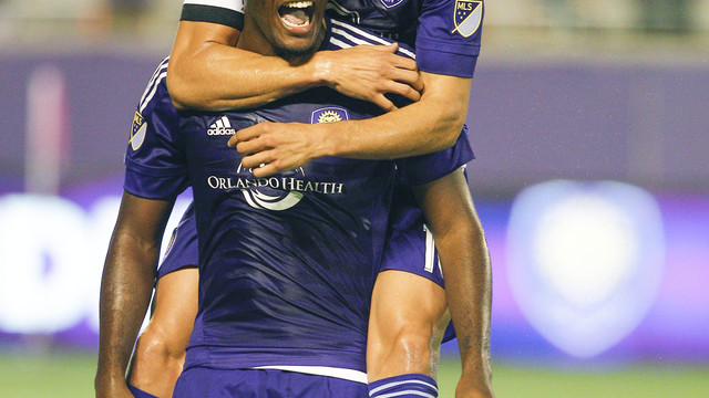 Watch: Kaka, Larin combine for Orlando double against Chicago