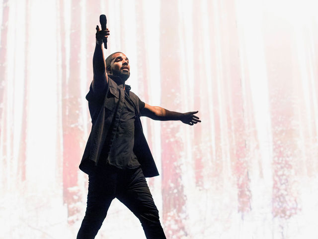 Watch: Drake brings LeBron on stage at Columbus concert