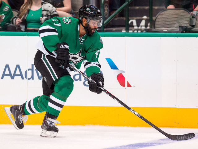 Oduya headed back to Blackhawks after trade from Stars
