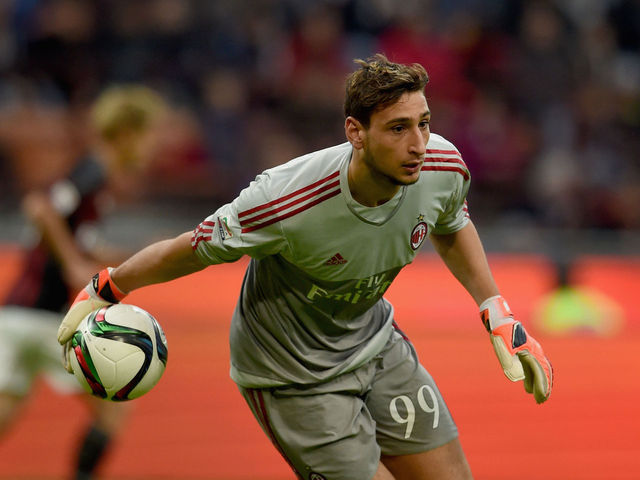 Milan's Gianluigi Donnarumma, 16, becomes youngest 'keeper to start Serie A match