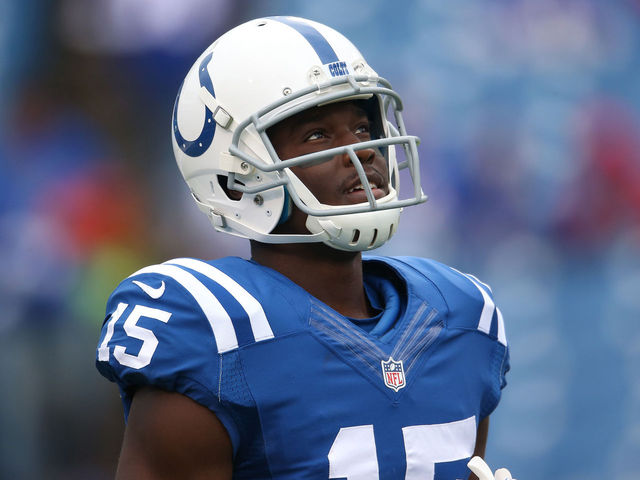 Dorsett embracing Patriots' complex playbook: 'I'm the person for it'