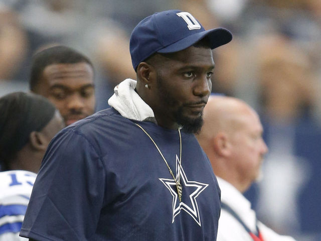VIDEO: Bryant, Hardy get into shouting match on Cowboys sideline