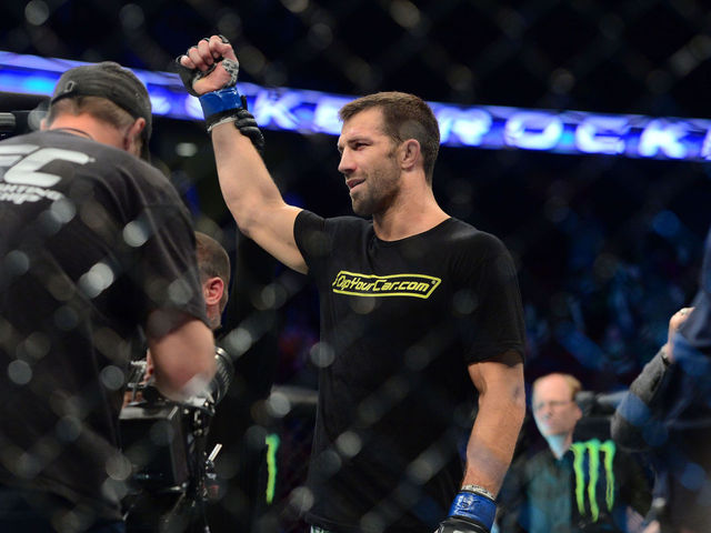 Rockhold says 'slow' Weidman will only be tough for a round or two