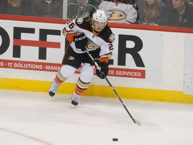 VIDEO: Struggling Ducks score 3 first-period goals vs. Stars