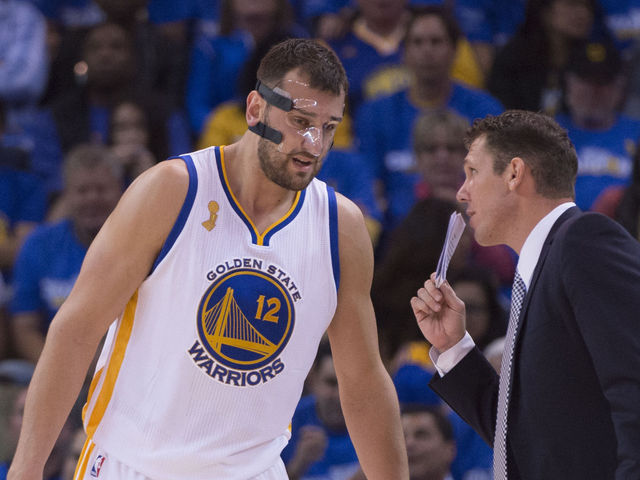 Warriors' Bogut diagnosed with concussion