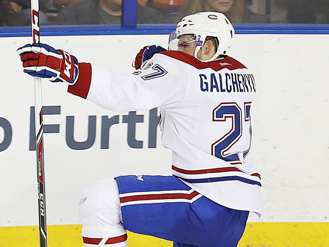 Assembling a daily fantasy hockey tournament roster