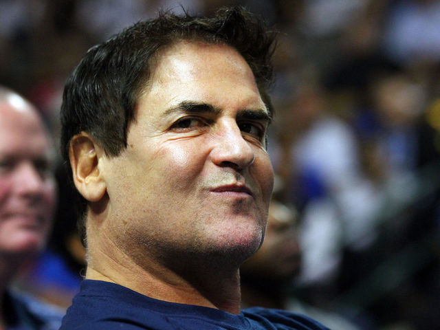 Cuban: Referees ignoring defensive 3-second rule