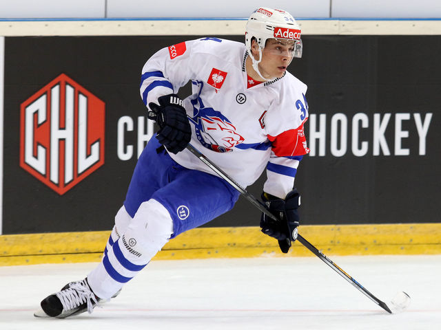 Matthews remains No. 1 in NHL Central Scouting's final draft rankings