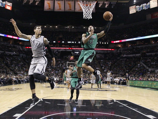 VIDEO: Avery Bradley explodes to rim, drops filthy dunk