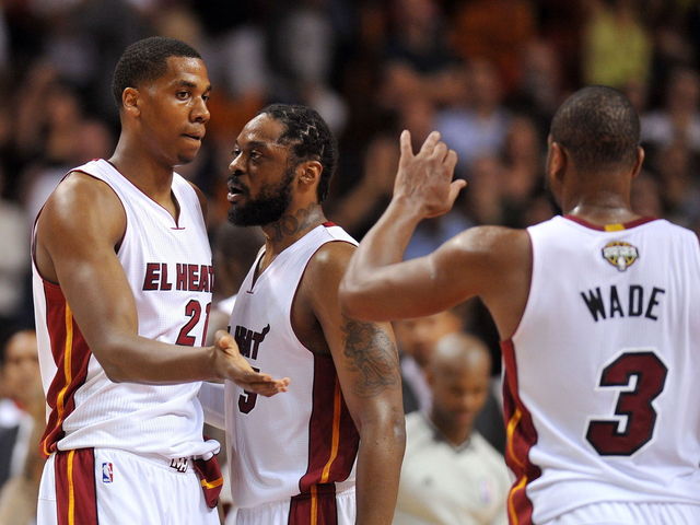 VIDEO: Wade, Whiteside connect on another high-flying alley-oop