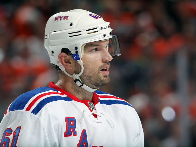 Rangers' Nash skates for 1st time in over a month