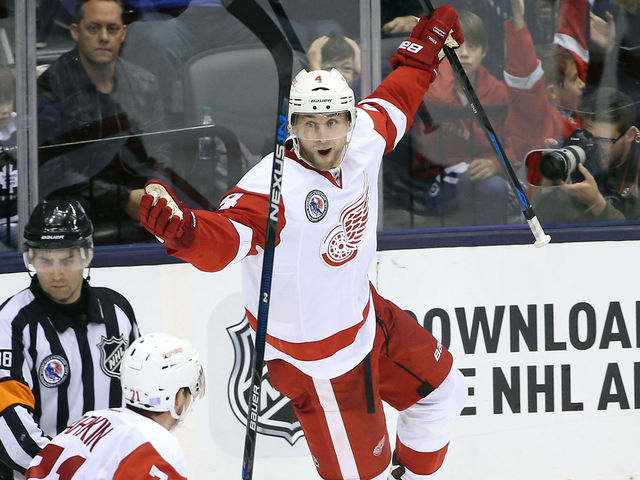 Red Wings' Kindl clears waivers
