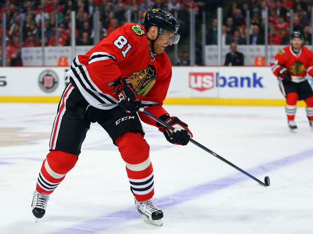Blackhawks' Hossa set to return after month-long absence