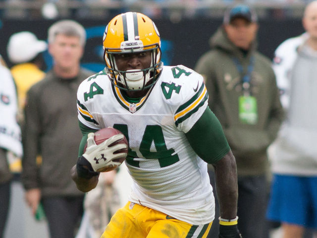 Report: Packers' Starks to miss 'couple of weeks' following knee surgery