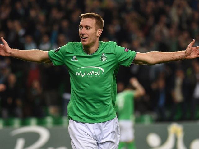 St. Etienne striker Robert Beric has knee surgery, sidelined long term