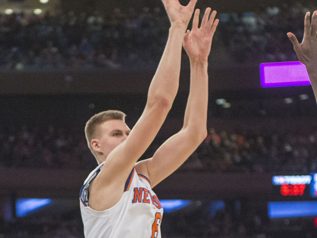 VIDEO: Hornets escape as Porzingis' game-winning 3 ruled late