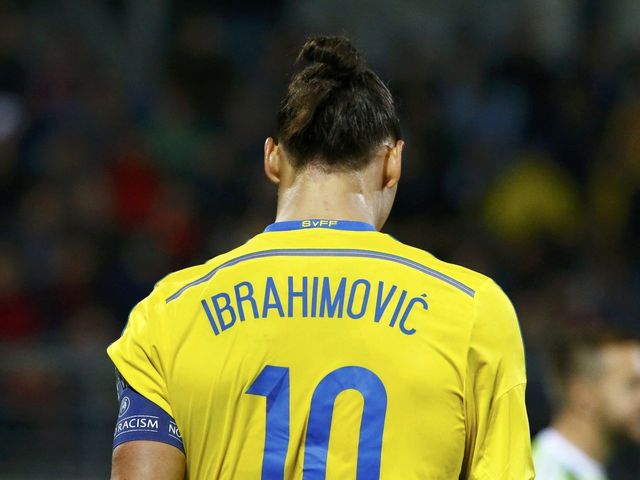 Twitter reacts to Ibrahimovic's Manchester United reveal