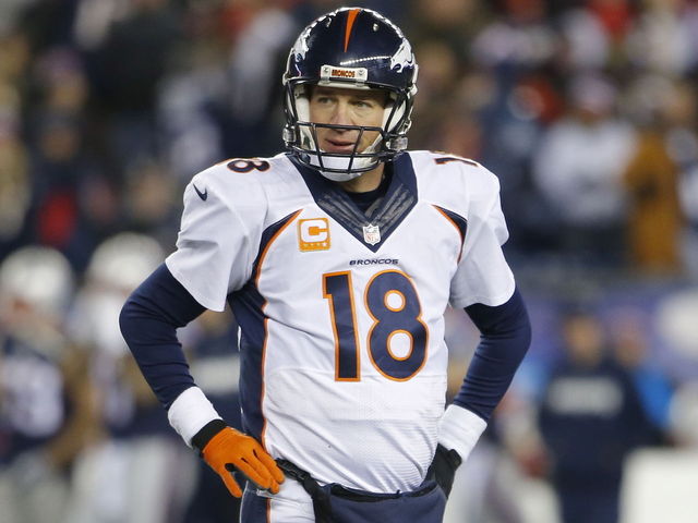 Report: Peyton Manning has torn plantar fascia in right foot