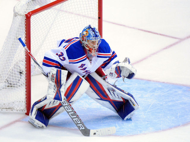 Rangers agree to terms with Antti Raanta