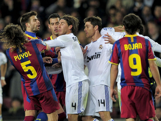 Slaps, kicks, and eye pokes: Top 5 El Clasico fights