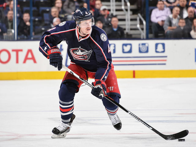 Coyotes claim Connauton off waivers