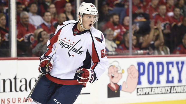 Burakovsky out 4-6 weeks with hand injury