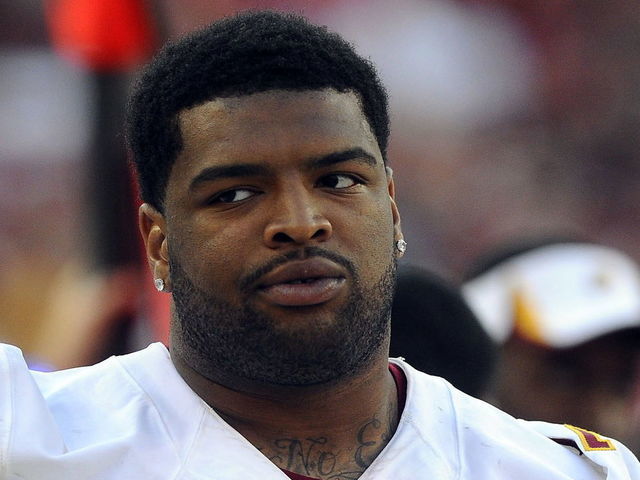 Report: Standoff between Trent Williams, Redskins likely to last all season